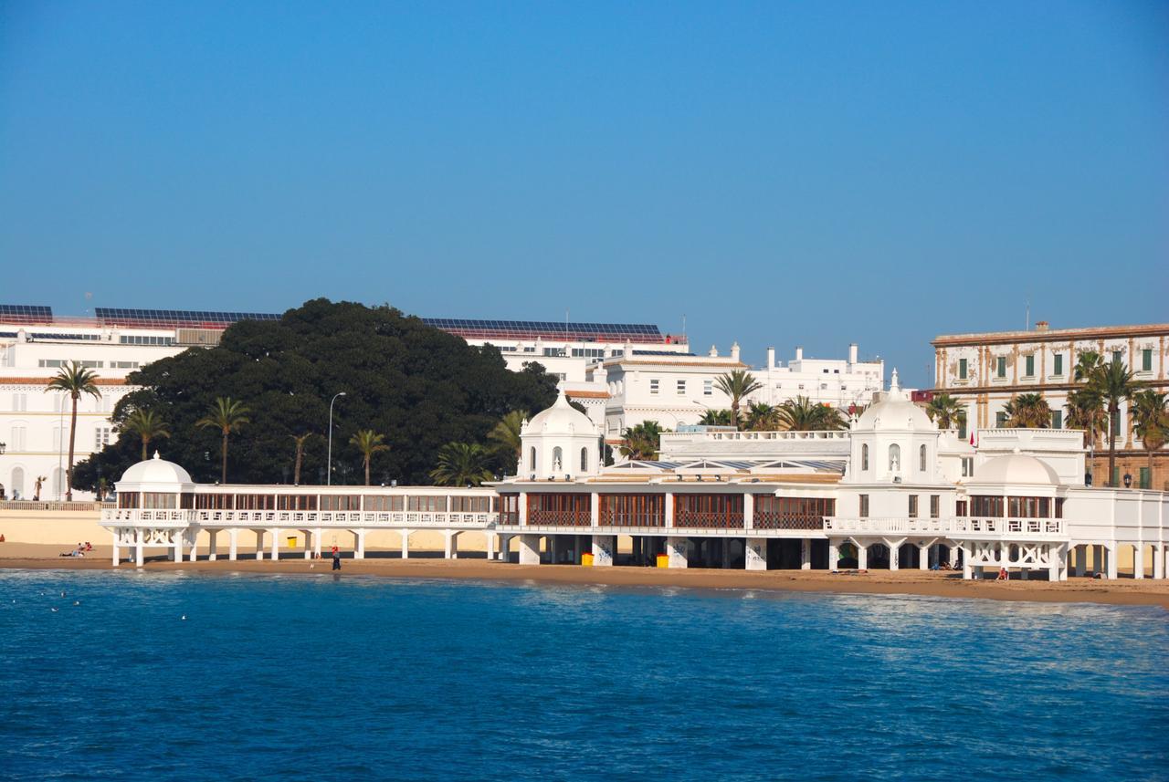 Apartamentos La Caleta De Cádiz Eksteriør bilde